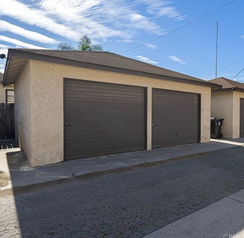 1537 Commonwealth Ave, Fullerton CA 92831-4026 exterior