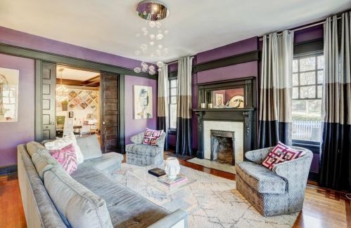 811 Charles Allen Dr, Atlanta GA  30308-1706 exterior