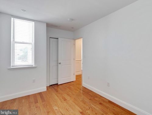 1435 Dickinson St, Philadelphia PA  19146-4841 exterior