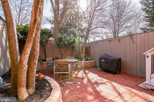 810 Fairfax St, Alexandria VA 22314-4314 exterior