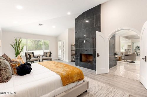 5801 30th St, Phoenix AZ  85016-2401 exterior