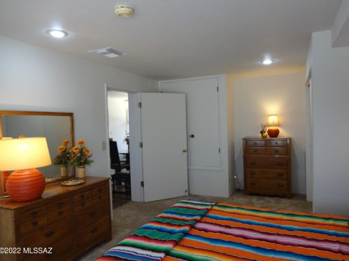 3138 Pima St, Tucson AZ 85712-3461 exterior