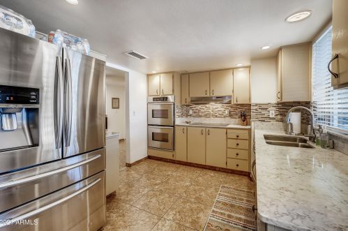 13633 21st Ave, Phoenix AZ 85027-3419 exterior