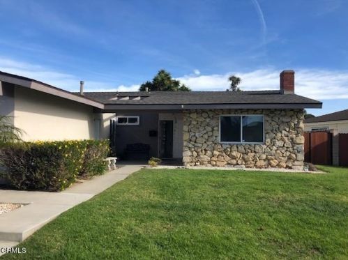1414 Astoria Pl, Oxnard, CA 93030-4702