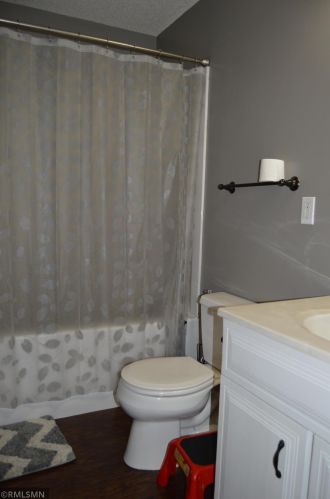 7050 Spruce Dr, Princeton MN 55371-6091 exterior