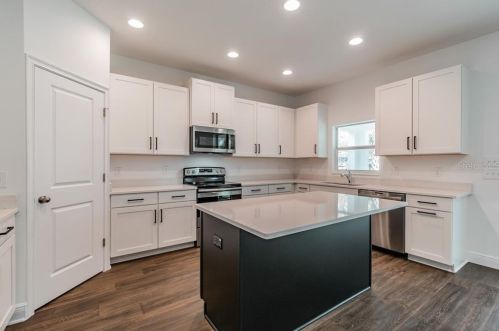 2113 Carmen St, Tampa FL 33606-1202 exterior