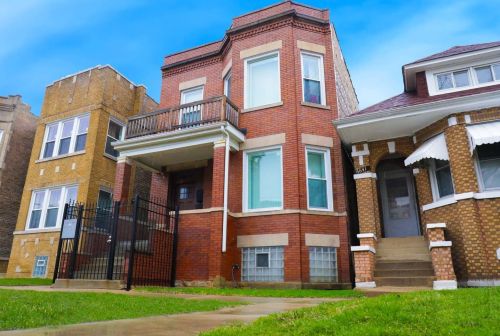 6639 Rhodes Ave, Chicago, IL 60637-4103