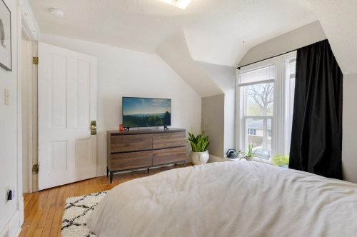 934 Juno Ave, Saint Paul MN 55102-3713 exterior