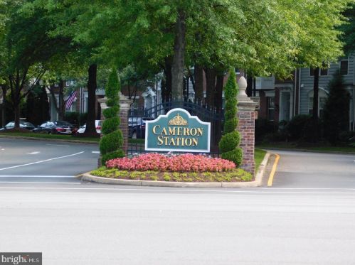 5113 Knapp Pl, Alexandria VA  22304-8638 exterior