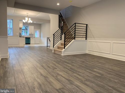 4914 9th St, Philadelphia PA  19141-3926 exterior