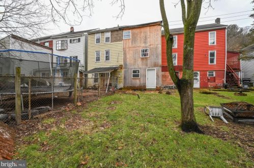 508 Peacock St, Primrose PA  17901-1031 exterior