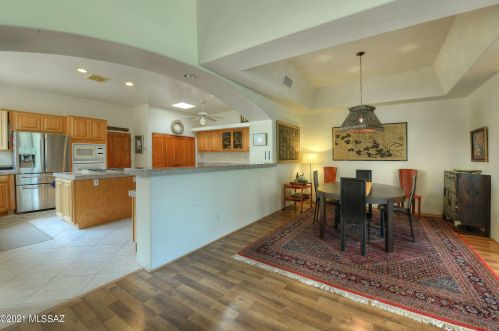 5135 Calle Brillante, Tucson AZ 85718-1800 exterior