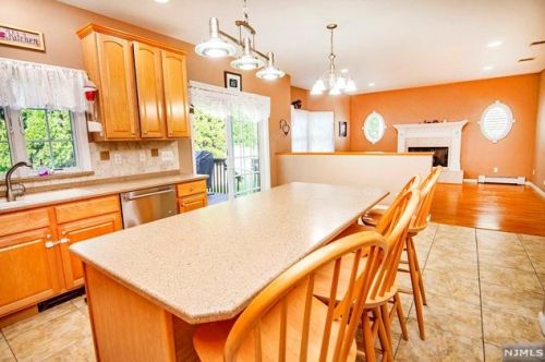 218 Manhattan Ter, Dumont NJ  07628-2234 exterior