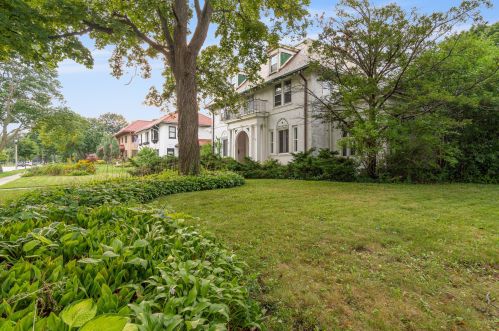 4906 Washington Blvd, Milwaukee, WI 53208-1728