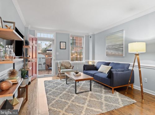 659 Columbus St, Alexandria VA  22314-1848 exterior