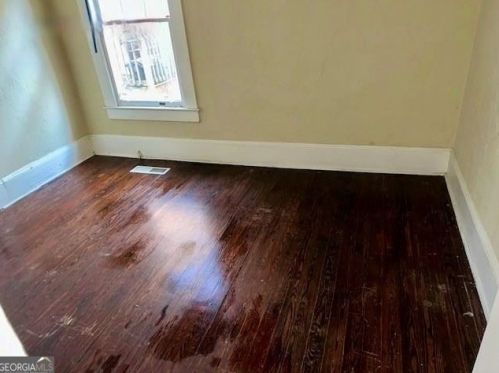 1227 Epworth St, Atlanta GA 30310-3933 exterior