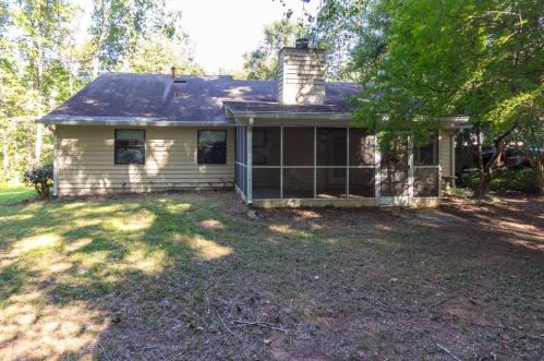 3192 Octavia Ln, Lithonia GA  30039-6180 exterior