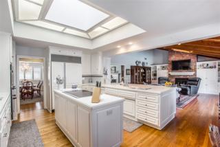 569 Tumble Creek Ter, Fallbrook, CA 92028-2580