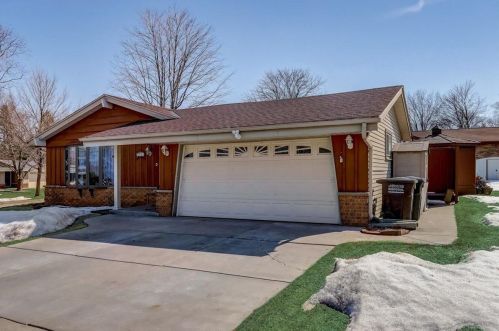 7911 Leroy Ave, Milwaukee WI 53220-2830 exterior