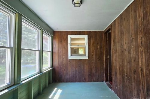 3 Arnold Ln, Killingly CT 06241-1515 exterior