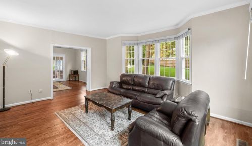 10158 Bracken Dr, Ellicott MD  21042-1675 exterior