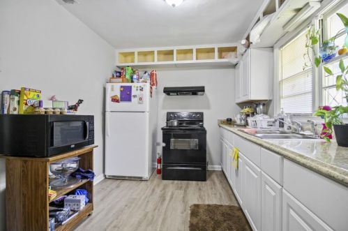 2331 Headland Dr, Atlanta GA  30344-2019 exterior