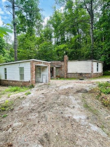 3690 Everson Rd, Lithonia GA  30039-6290 exterior