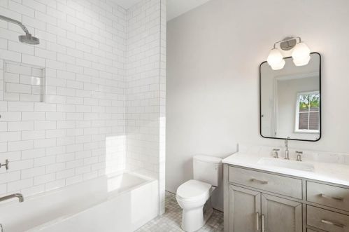 95 Montgomery Fry Dr, Atlanta GA 30309-2718 exterior