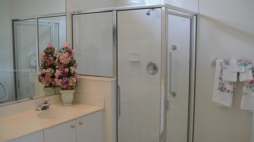 740 Aruba Bay, Fort Pierce FL 34986-3425 exterior