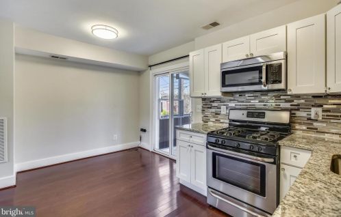 3426 Eads St, Washington DC 20019-1428 exterior