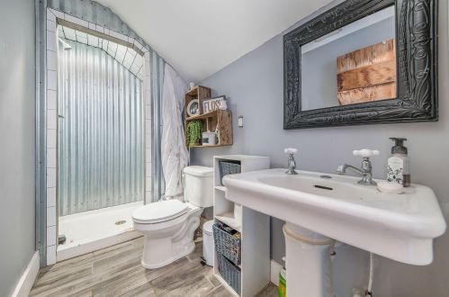 2232 36 St, Allegan MI 49010 exterior