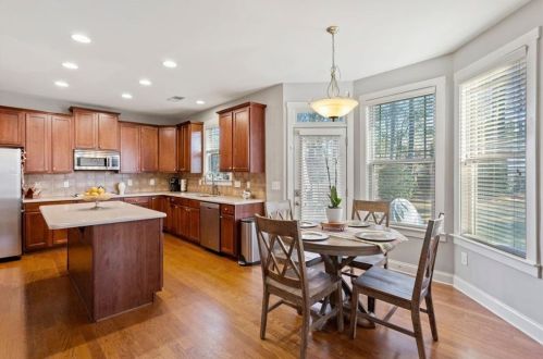 2077 Hatteras Way, Atlanta GA 30318-1085 exterior