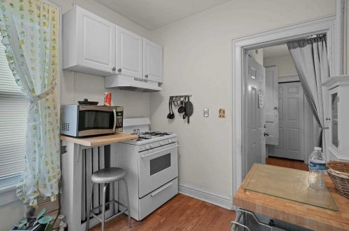 54 Clinton St, Poughkeepsie NY 12601-2522 exterior