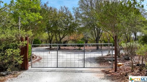 1334 Whispering Water, Spring Branch TX 78070-5613 exterior