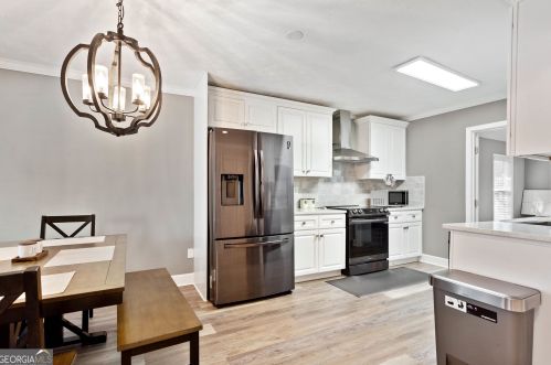 4096 Clay Dr, Atlanta GA  30360-2522 exterior