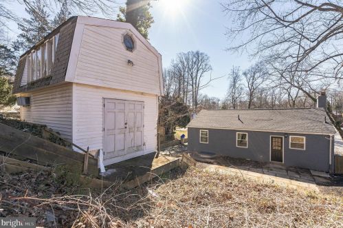 11611 Mapleview Dr, Silver Spring MD 20902-2327 exterior