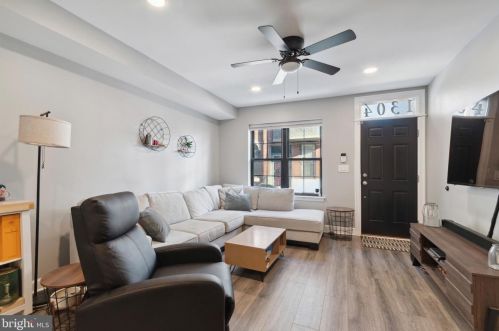 1304 Cleveland St, Philadelphia PA  19146-4605 exterior