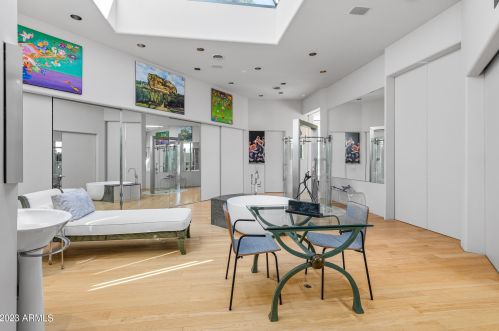 2111 Colter St, Phoenix AZ  85015-2821 exterior