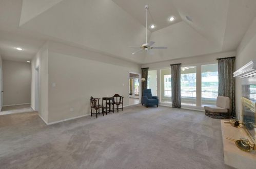 141 April Waters Dr, Montgomery TX 77356-8831 exterior