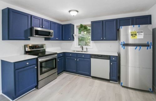 98 Morningside Rd, Worcester, MA 01602-2544