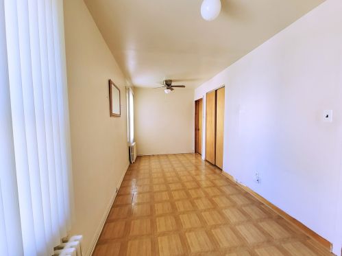 829 34 St, Chicago IL 60608-6703 exterior