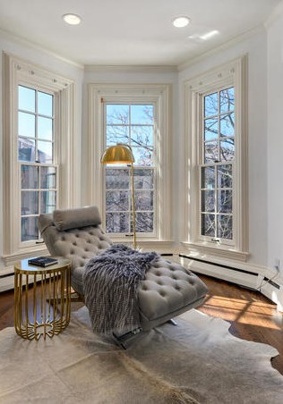 1949 Lincoln Ave, Chicago IL 60614-5404 exterior