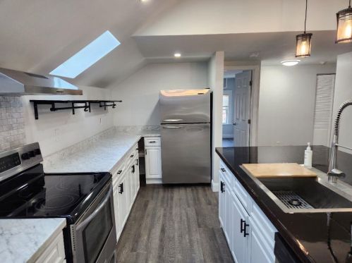 668 Grove St, Woonsocket RI  02895-5816 exterior