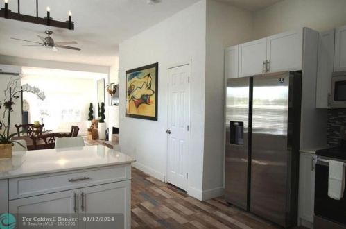 331 1 Ave, Boynton Beach FL 33435-4006 exterior