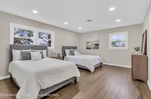 176 Bartley Rd, Jackson Twp NJ  08527-1240 exterior