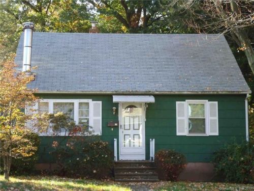 60 Middle Tpke, Manchester, CT 06040-4046