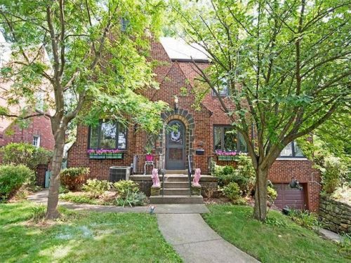 2357 Hollywood Dr, Pittsburgh, PA 15235-2716