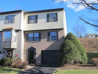 7438 Lighthouse Pt, Pittsburgh, PA 15221-2583