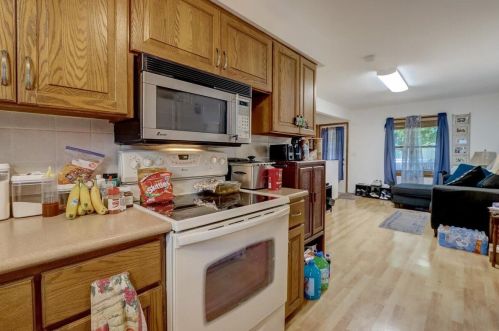 9600 Morgan Ave, Milwaukee WI  53228-1427 exterior