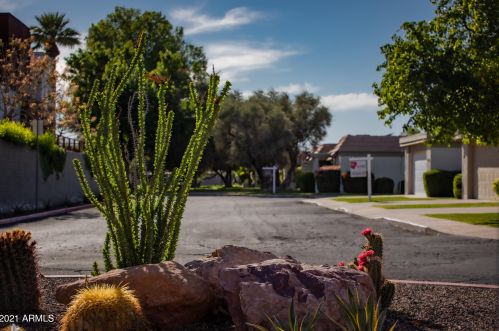 5664 12th St, Phoenix AZ  85014-2331 exterior